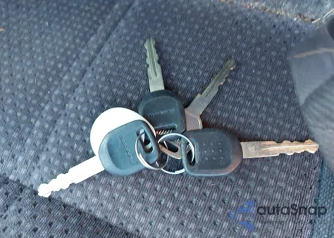 2003 Subaru Legacy L/L W/Special Edition Package из США, поврежденный, VIN 4S3BE635637215981